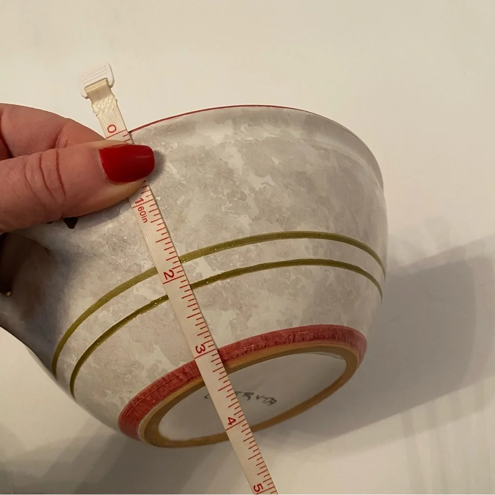 DERUTA ITALY VINTAGE HAND PAINTED POTTERY BOWL PINK FLORAL HANDLES SPOUT HOME